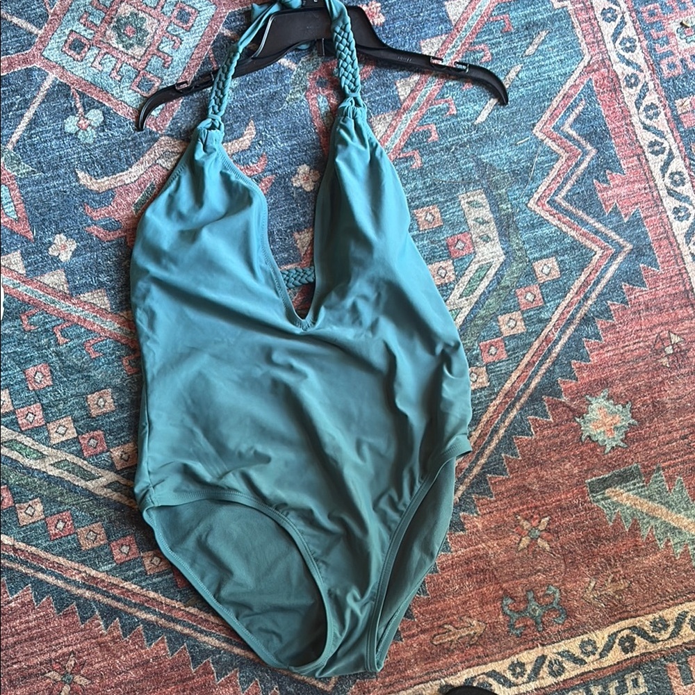 Kona Sol size Large green bathing suit-like new